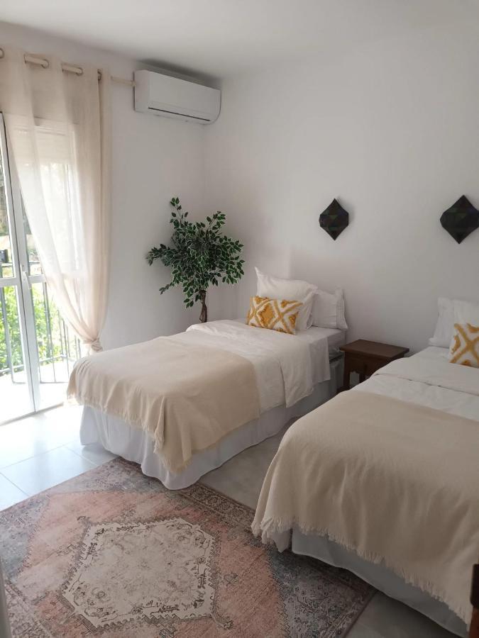 Nueva Pueblo Andaluz Casa Grafton Vakantiehuis *